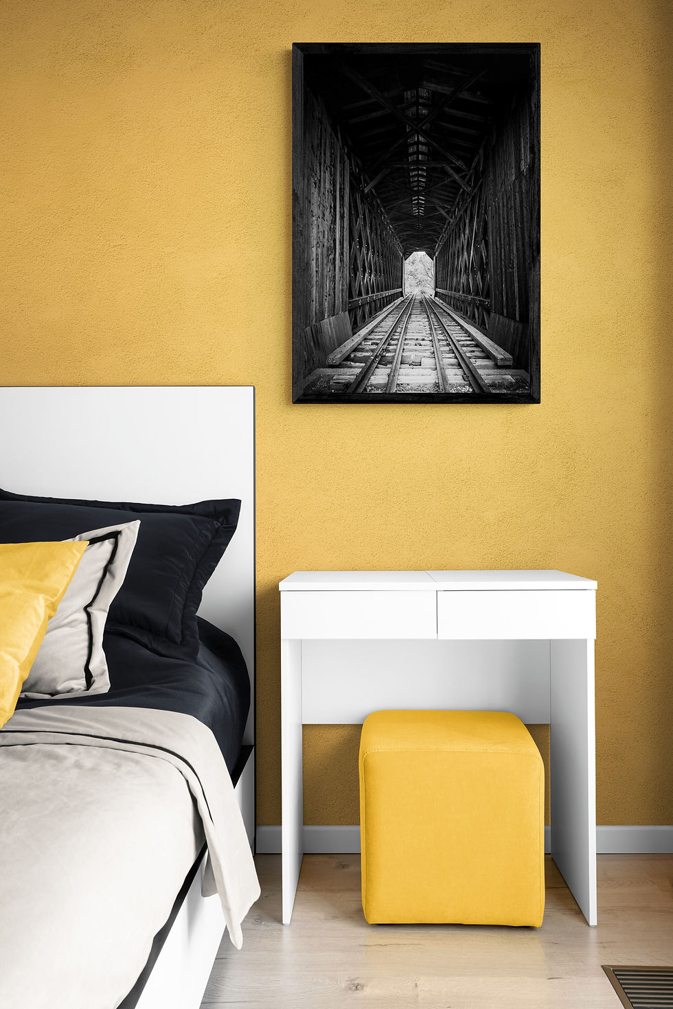 Thumbnail: Covered Railroad Bridge