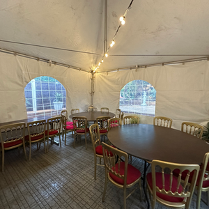 4.5x4.5 pagodas with table and chairs