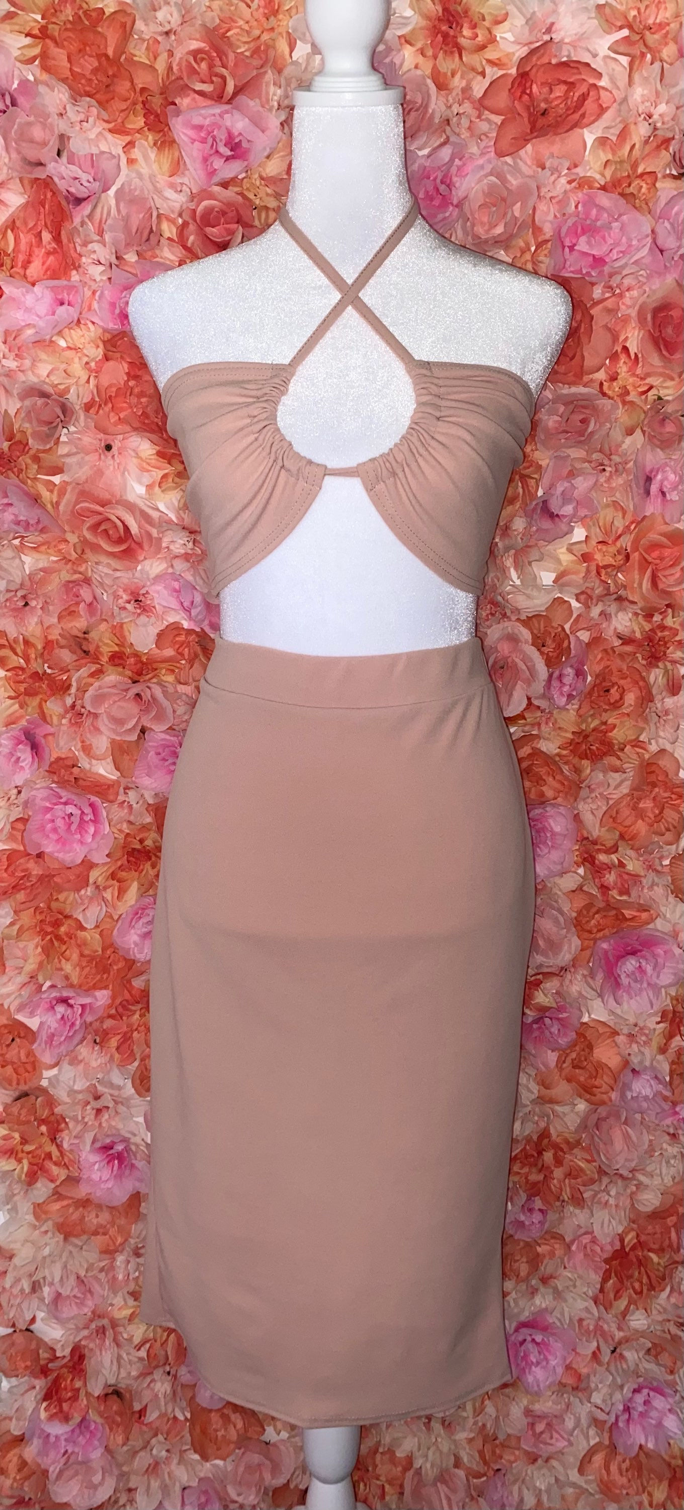 Keyhole Halter crop top & Midi skirt