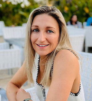 Lindsay G photo.jpeg