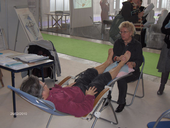 Nicole Debelle - école de réflexologie plantaire salon du bien-être