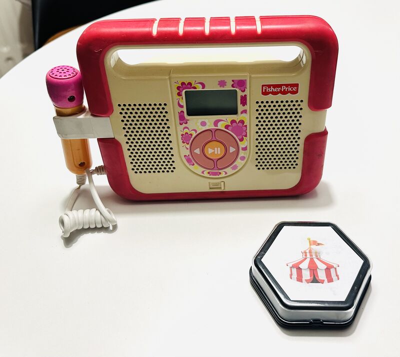 erik collard linkedin Fisher-Price MP3 radio and circus music button for facilitation workshop