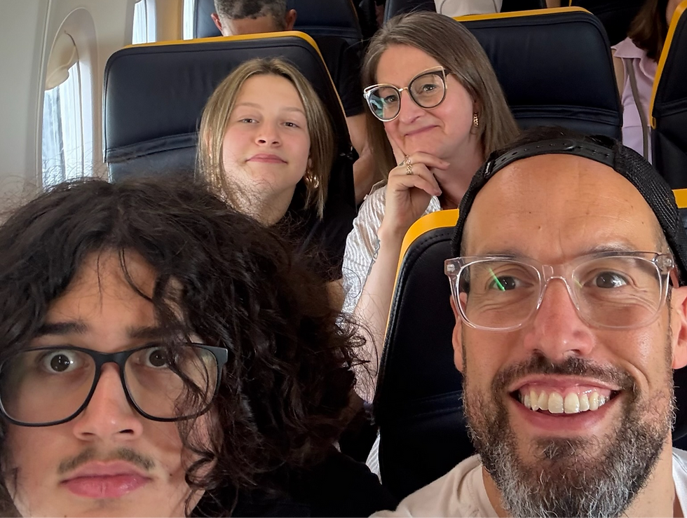 Erik's family Hype Up