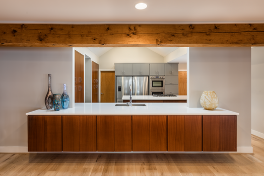 Beacon Dr - Kitchen - Daniel Builders