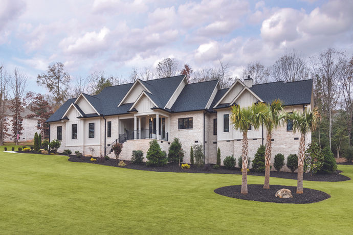Front View of Completed Custom Home in Anderson SC - Daniel Builders