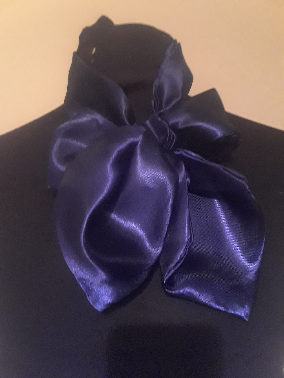 Thumbnail: Two Tone Big Classy Bow Tie 