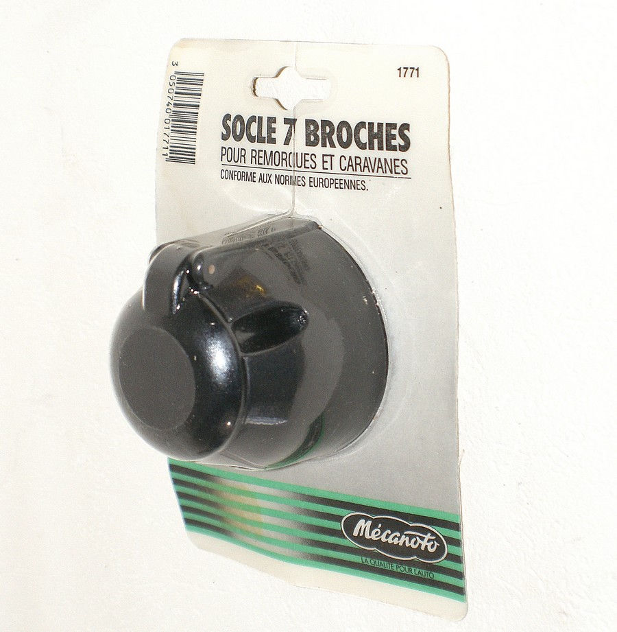 Socle 7 broches plastique