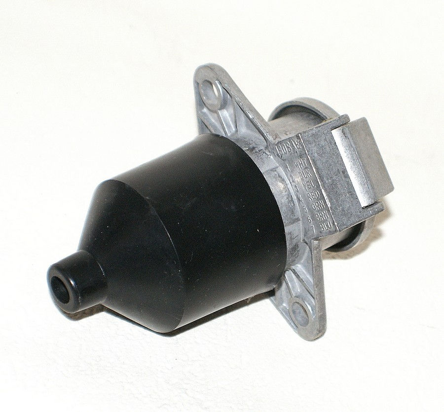 Miniature : Prise de courant 24 Volts pour Poids lourds de collection