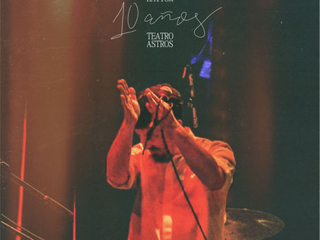 Manu Hattom presenta "10 años", su nuevo disco en vivo en el Teatro Astros