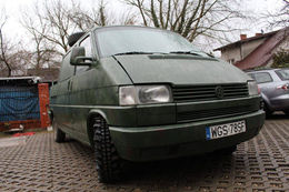 ВАЕННЫ АЎТАМАБІЛЬ