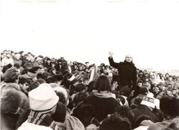 "ДЗЯДЫ, ДЗЯДЫ, ІДЗЕЦЕ ДА НАС"