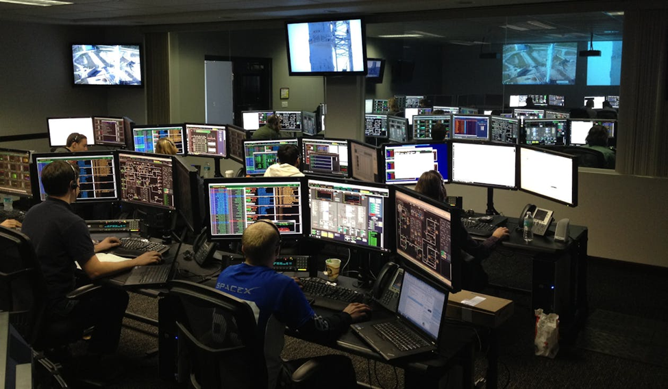 Revolutionizing Mobile Command Centers: Using AI and Video Analytics