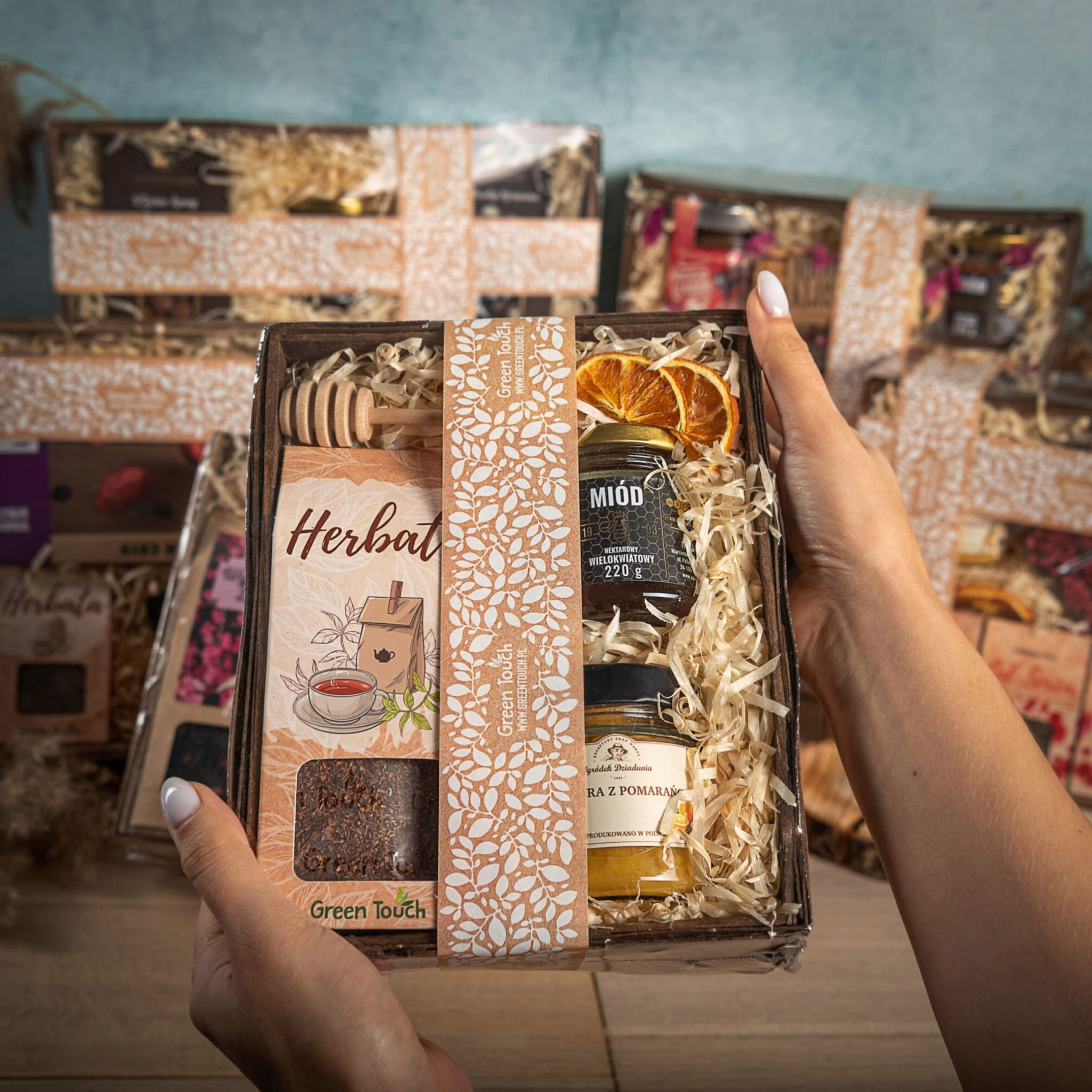 Gift basket set with tea, jam and honey as a gift