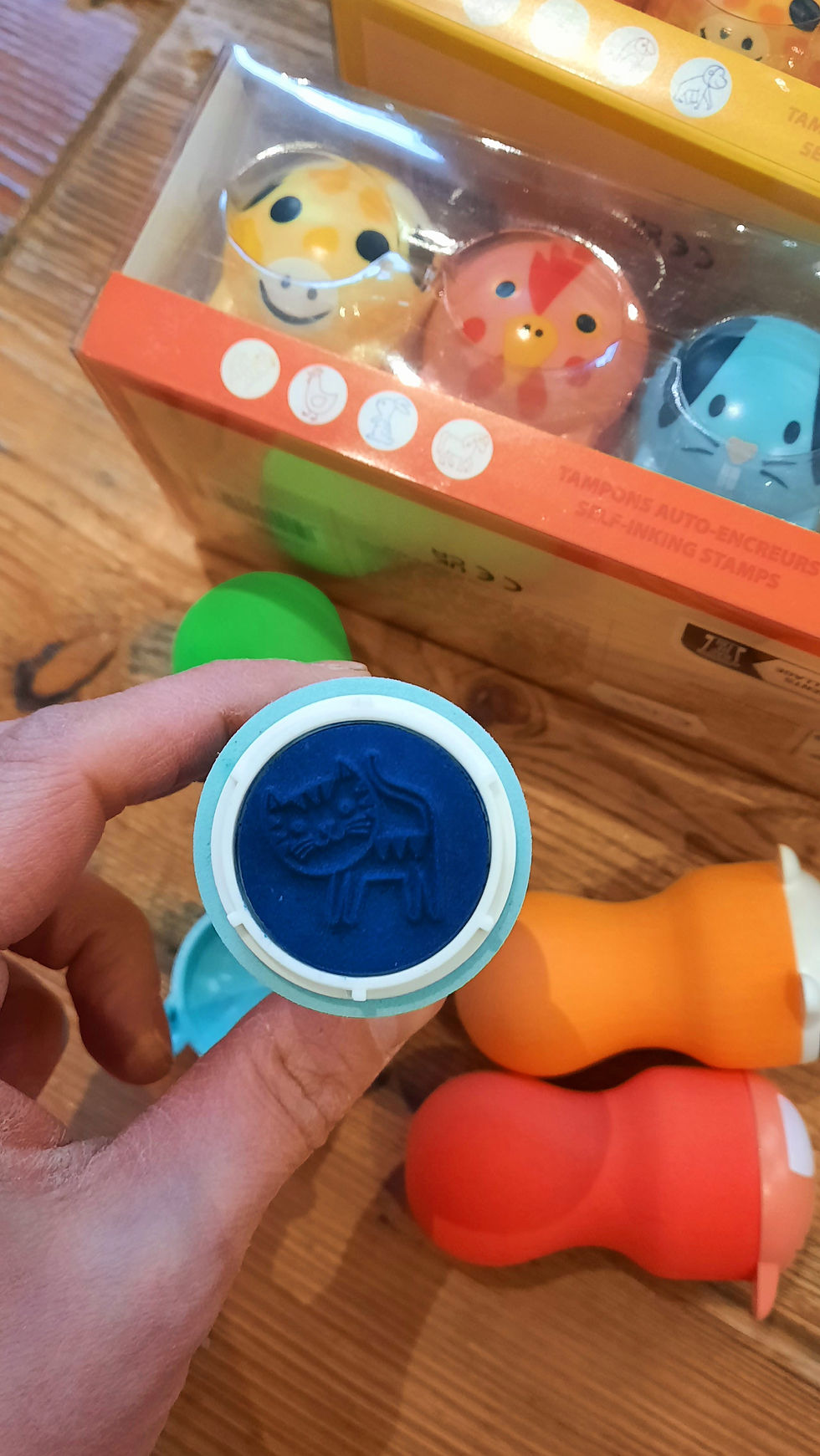 Miniatura: Timbri 18 mesi