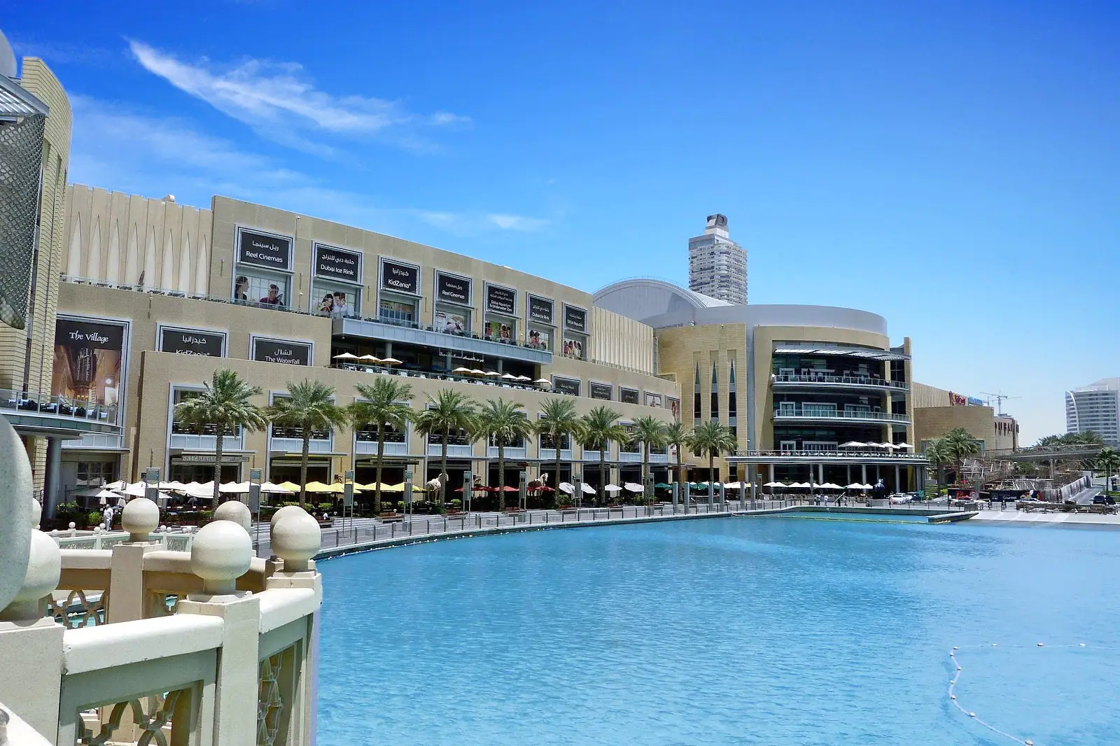 dubai mall.webp