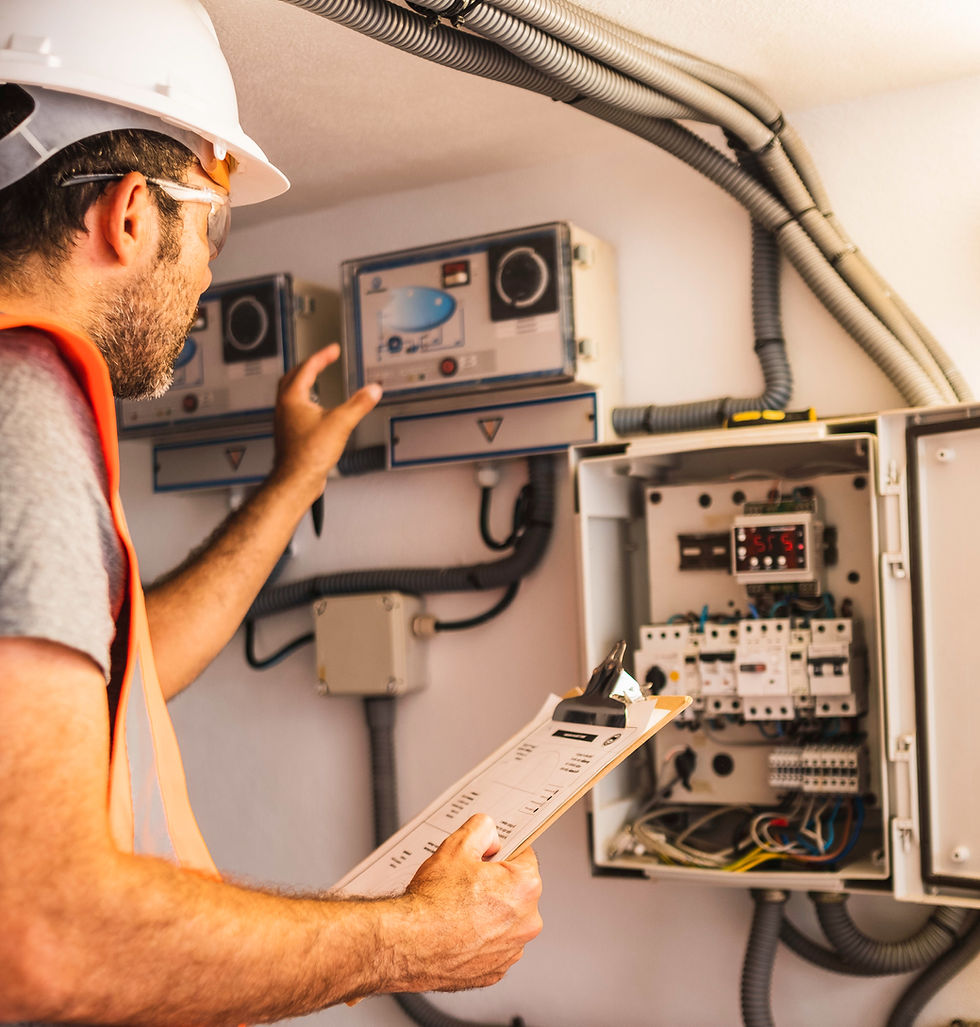 technician-with-clipboard-checks-machinery-swimming-pool_edited.jpg