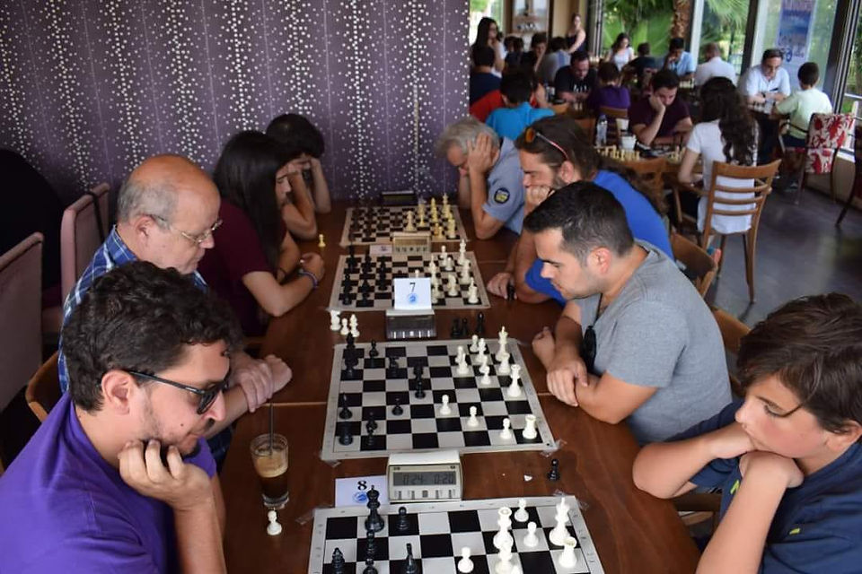 40347617_2624671537758576_91524372546422
