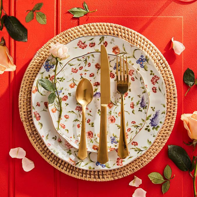 Dinnerware styling