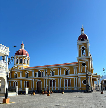 kathedraal in granada nicaragua