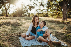 Medford OR baby photographer, Medford OR newborn photographer, Medford cake smash photos, family portraits Medford OR