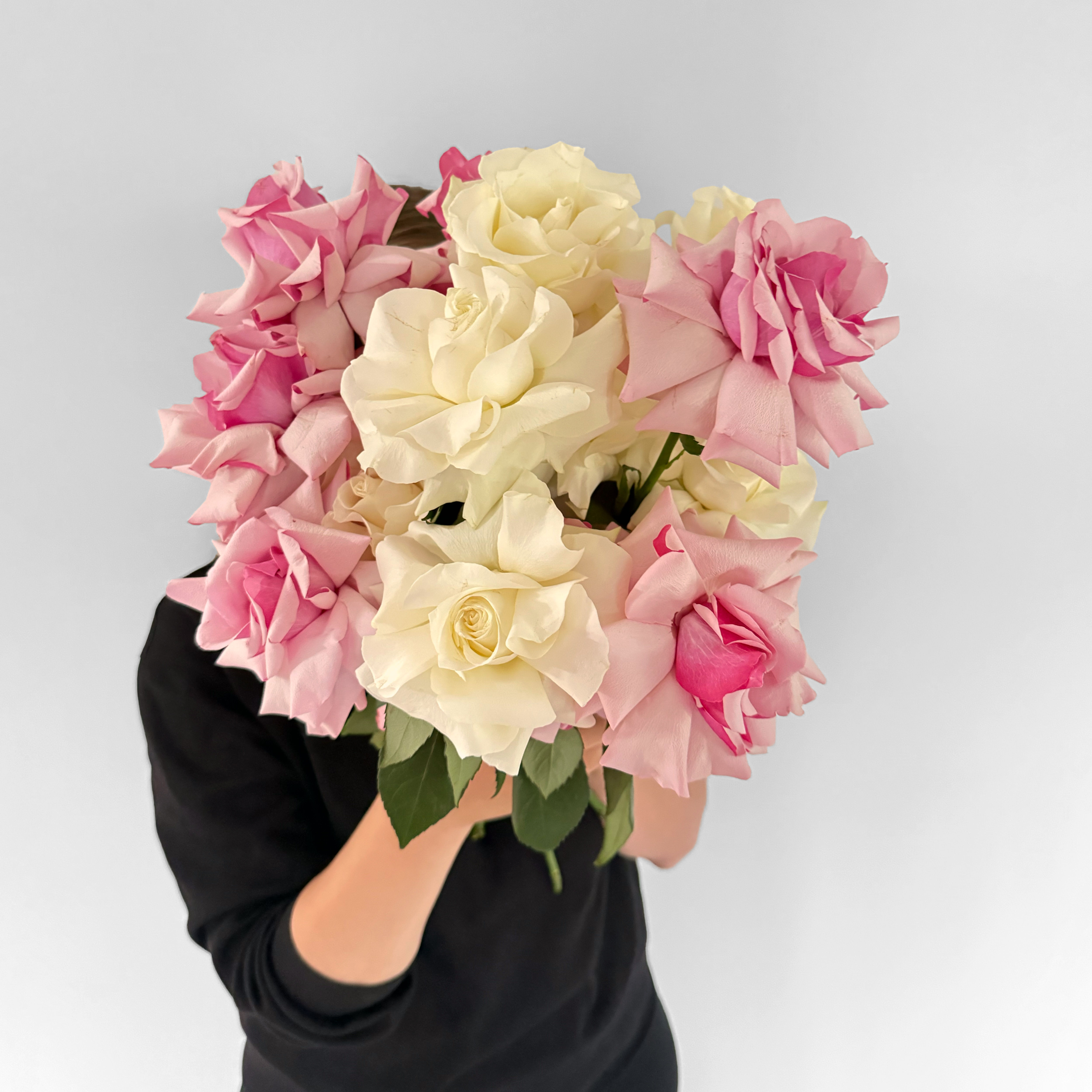 Nebluma Reflexed Roses En Masse