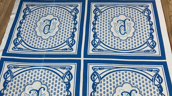 metraj şeklinde dijital baskı eşarp görüntüsü.