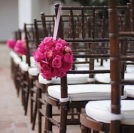 boule-fleur-fuschia-ceremonie.jpg