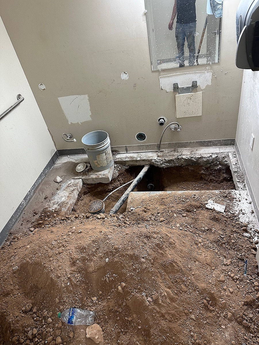 ADEC79A2C0104ECC9925D719A672E44B