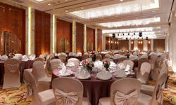 BENQUET  FUNCTION HALL