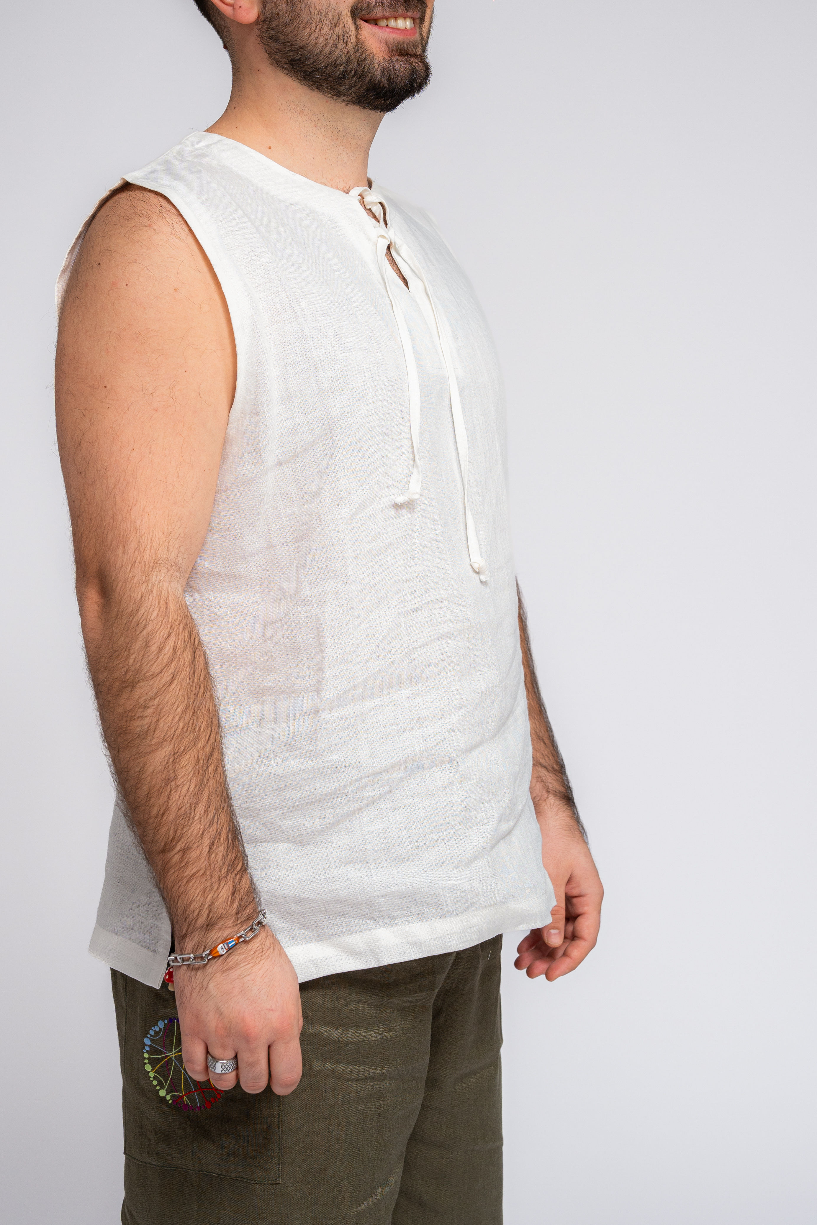 Бяла ленена риза без ръкав "Психонавтика"