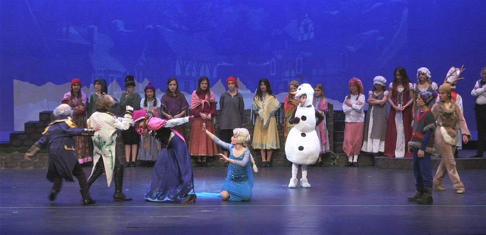 FROZEN 22.jpg
