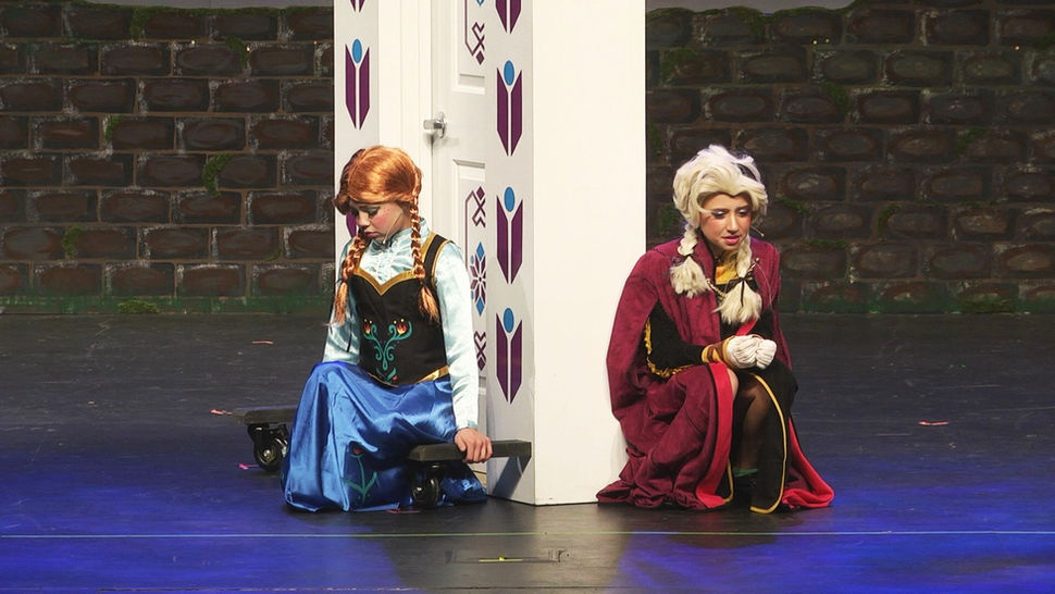 FROZEN 38.jpg