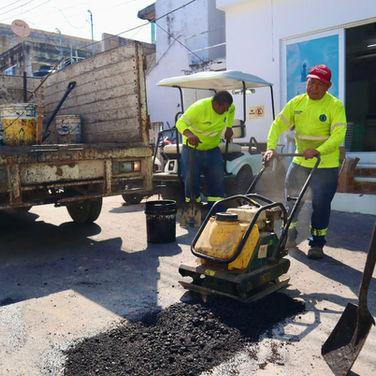 Fortalece Ayuntamiento trabajos del programa permanente de Bacheo