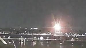 Se impacta avión comercial contra helicóptero de la Policía  