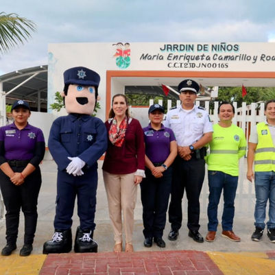 Brindan seguridad en escuelas en regreso a clases; alcaldesa recorre los planteles 