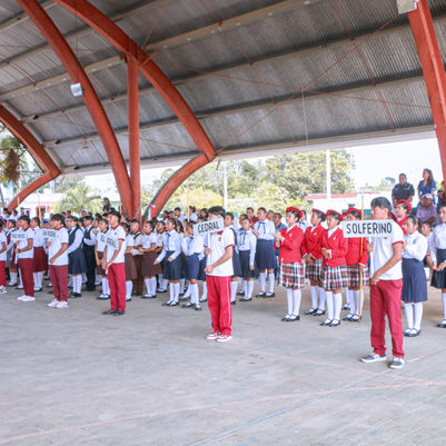 Telesecundarias participan en concurso de escoltas; se lleva primer la “Alejandro May Canul” 