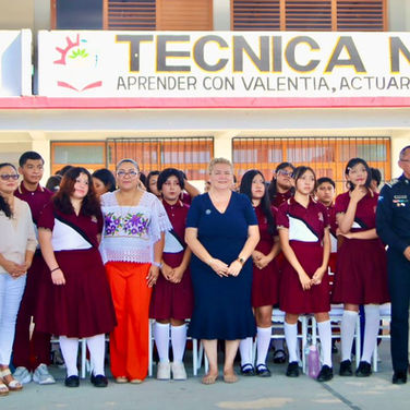 Reafirma Gobierno el compromiso con la educación
