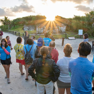 Abren Punta Sur para arqueoastronomía y restauración de mangle meditación 