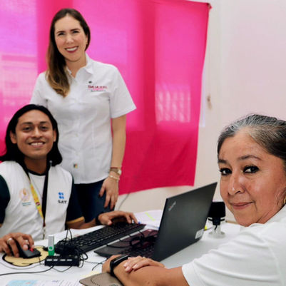 Gestiona Atenea Gómez atención ante el SAT para facilitar trámites en el Municipio