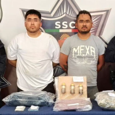 Agarran a pareja con 205 bolsitas de "mota" y tres granadas