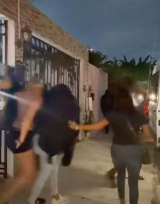 Aseguran a mujeres según víctimas en la prostitución; también cayeron los encargados