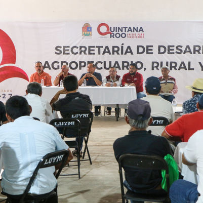 Atenderán alcalde y SEDARPE caminos saca cosechas
