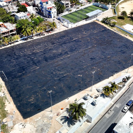 En la recta final construcción de la cancha de fútbol soccer en la ínsula