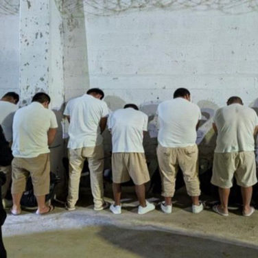 Envían 104 reos al CERESO de Chetumal