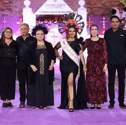 Noche Bohemia en Día de Muertos; desfilaron invitados talentosos