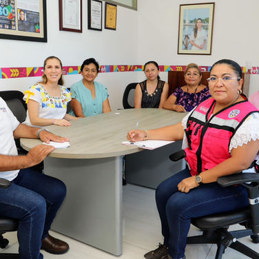 Atiende Atenea Gómez por tercera ocasión en programa “Miércoles con la Gente”