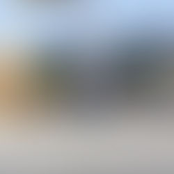 Policías y empleado de Go-Mart arman delito a cliente que compró licor; además de torturarlo le pide