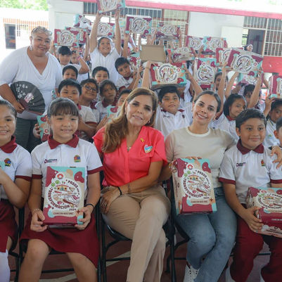 Inicia Gobierno la dotación de tenis a las y los chiquitines de primarias