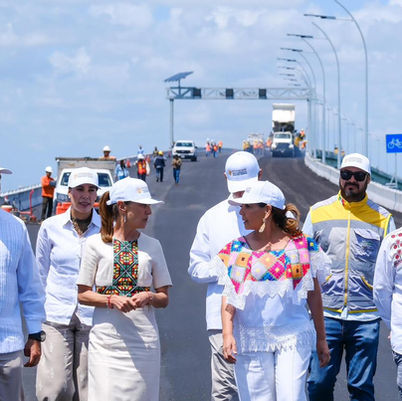 Supervisan Claudia Sheinbaum y Mara Lezama últimos detalles del puente Nichupté