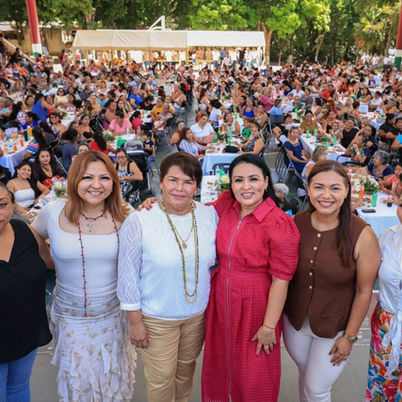Agasajadas mamás del Municipio por Blanca Merari; más de mil 200 disfrutaron de su día